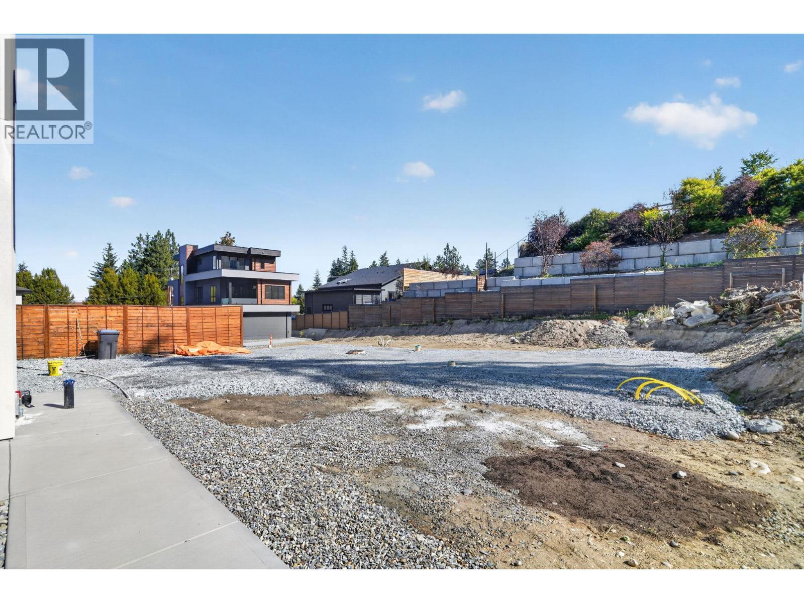 757 Barnaby Road Unit# 3, Kelowna, BC