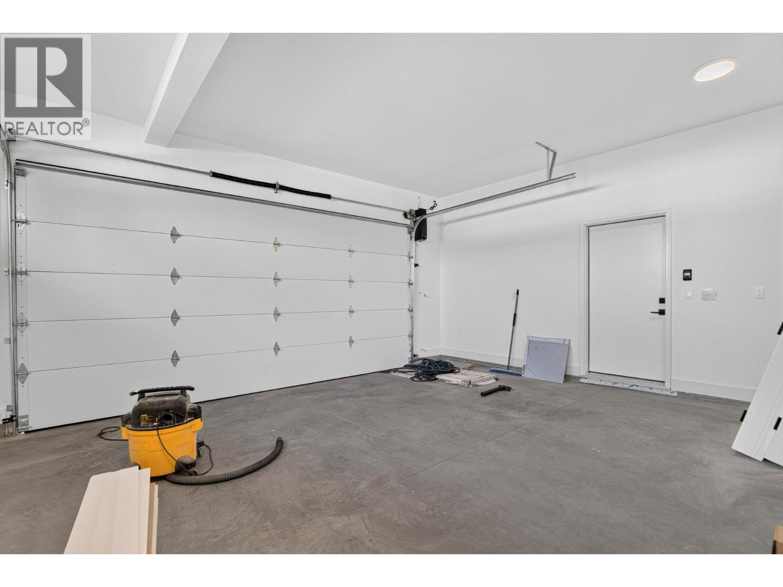 757 Barnaby Road Unit# 3, Kelowna, BC