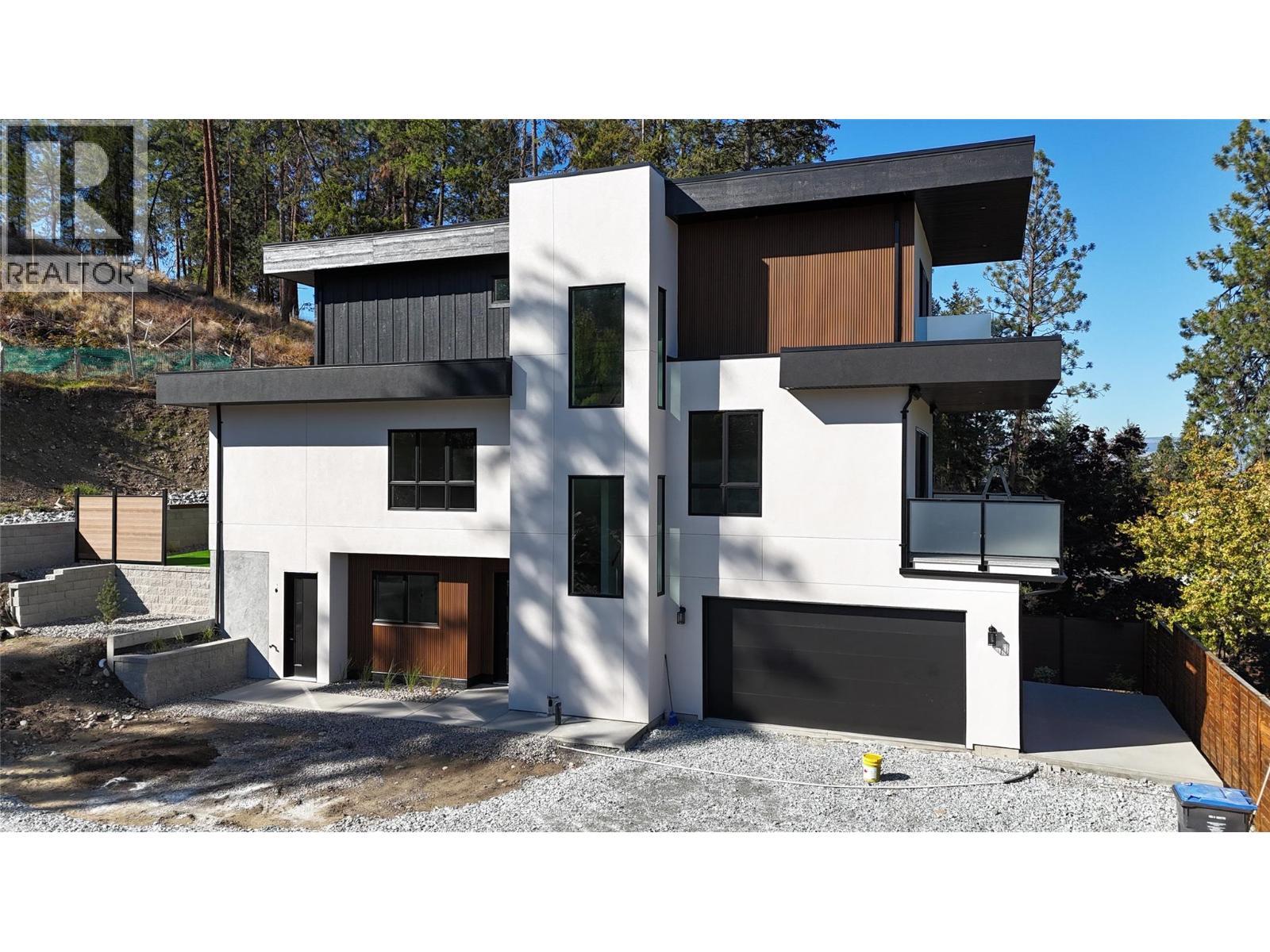 757 Barnaby Road Unit# 3, Kelowna, BC