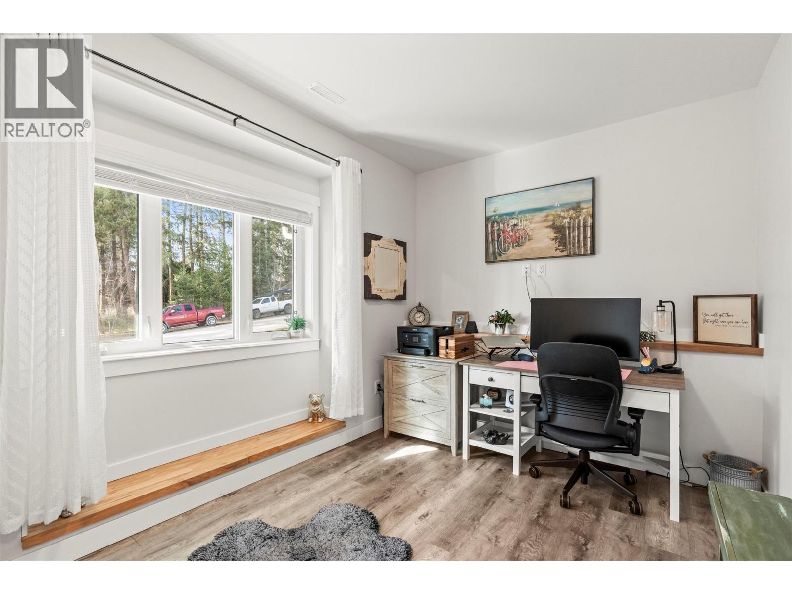 3200 20 Street Ne, Salmon Arm, BC