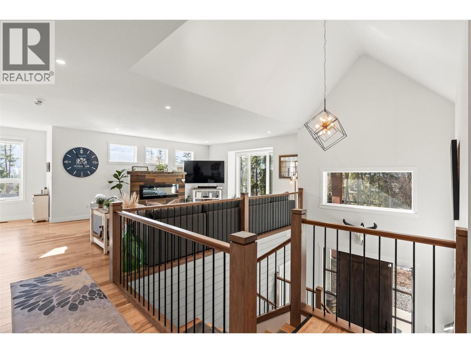 3200 20 Street Ne, Salmon Arm, BC