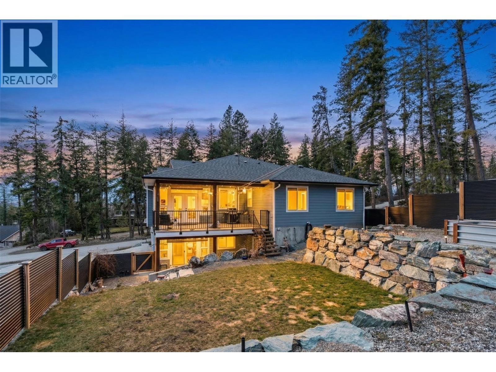 3200 20 Street Ne, Salmon Arm, BC