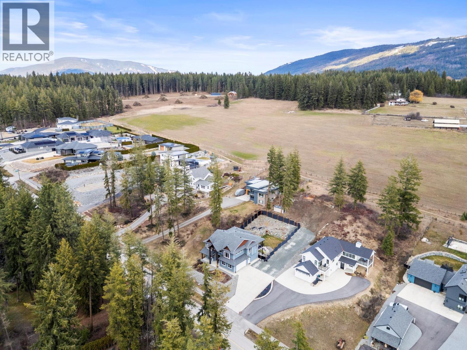 3200 20 Street Ne, Salmon Arm, BC