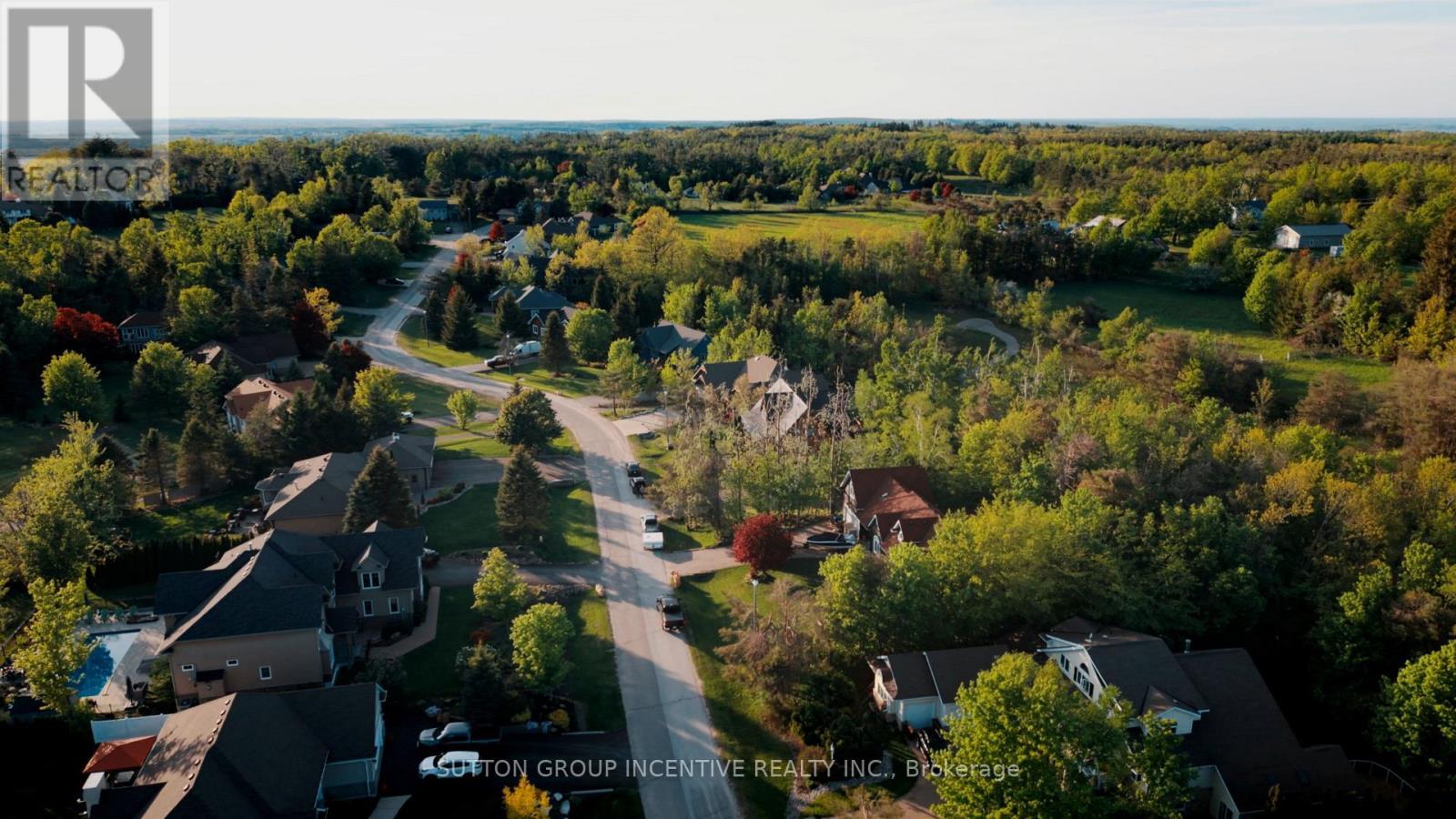 17 Bridle Path, Oro-Medonte, ON