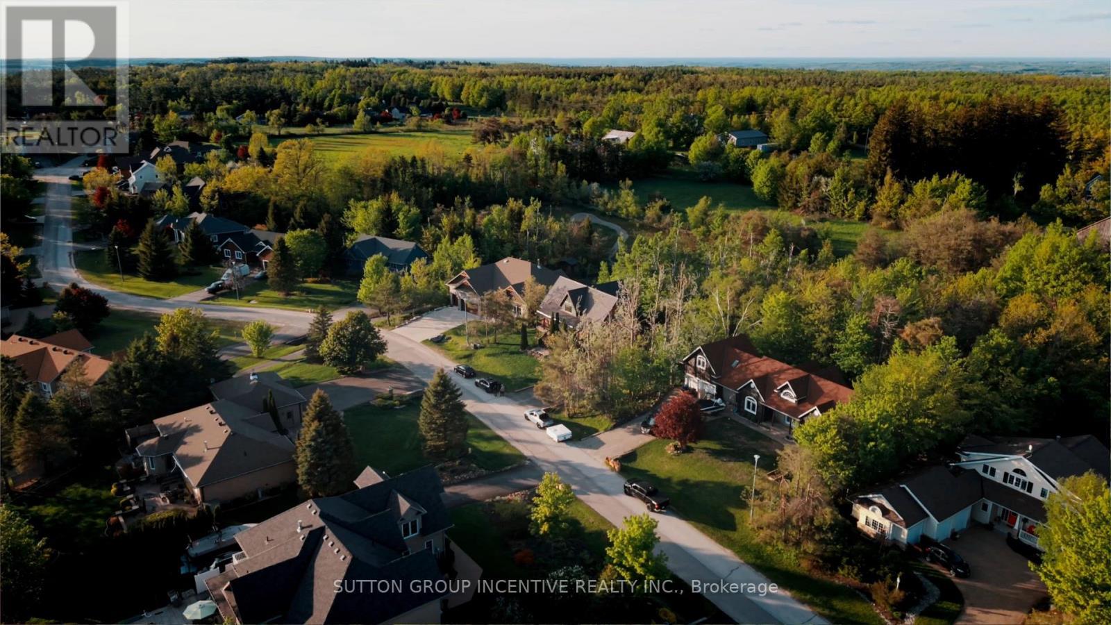 17 Bridle Path, Oro-Medonte, ON