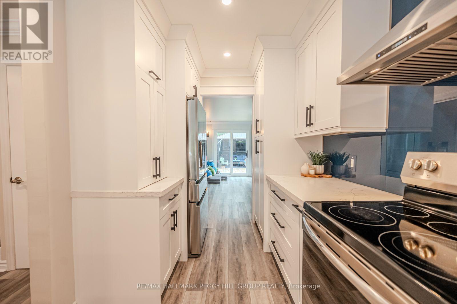 29 Shelley Lane, Barrie, ON