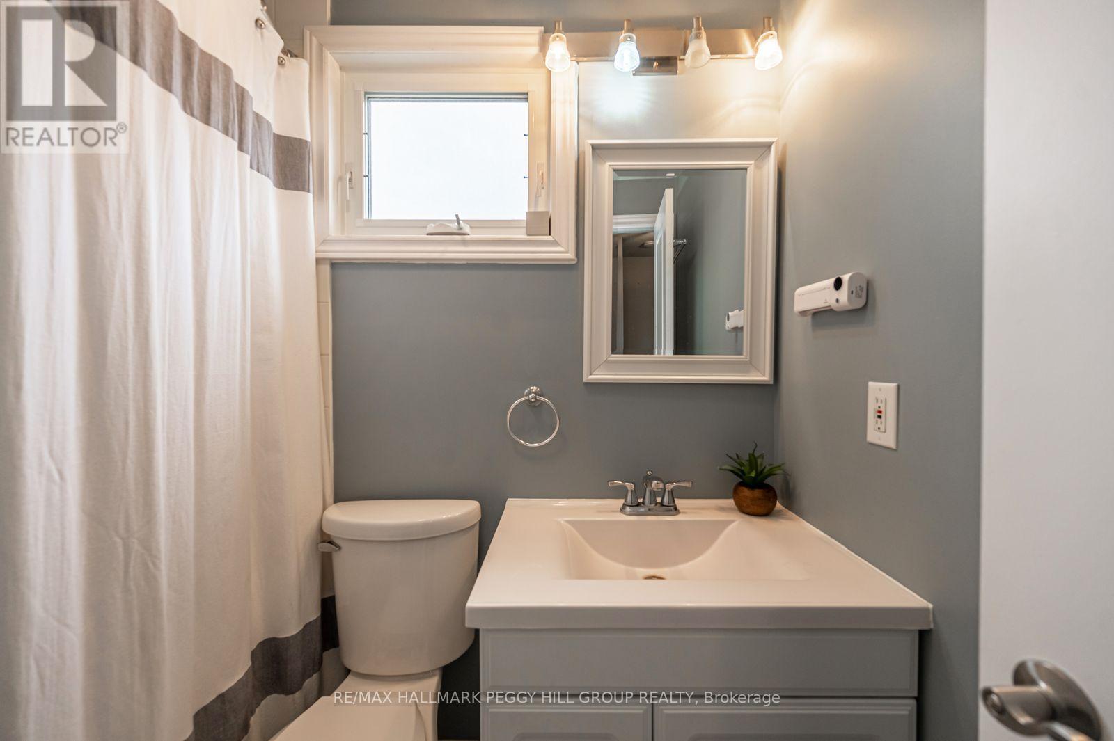 29 Shelley Lane, Barrie, ON