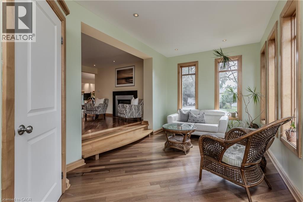 707 Ross Street, Burlington, ON