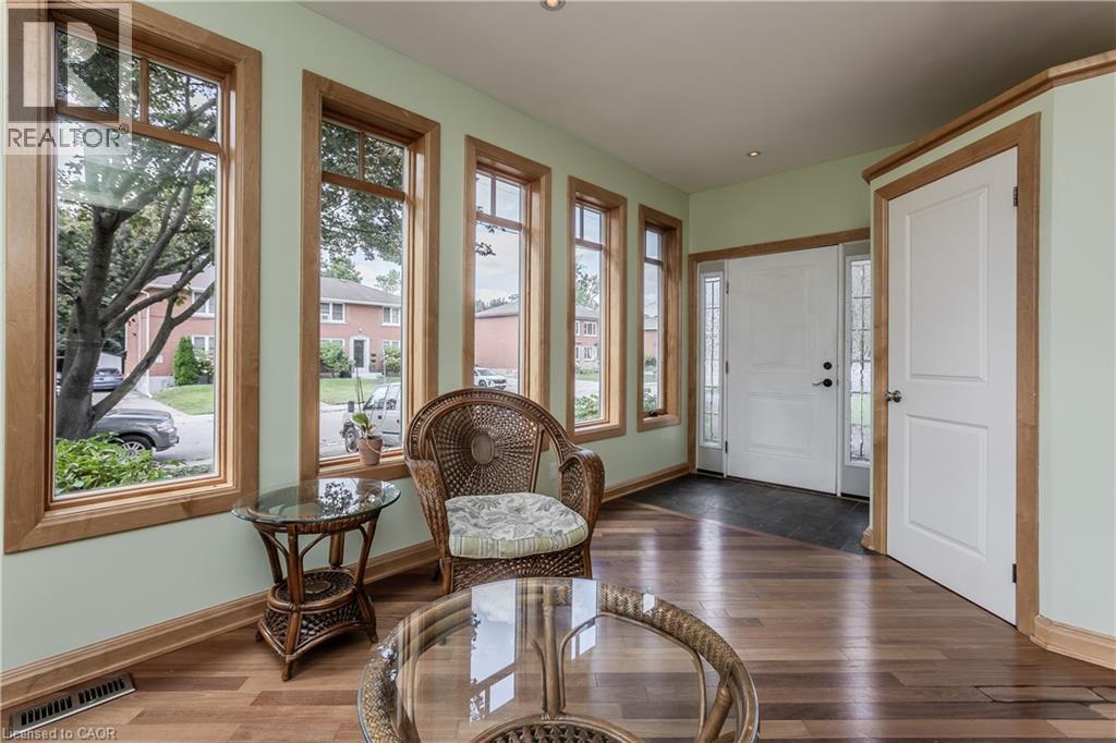 707 Ross Street, Burlington, ON