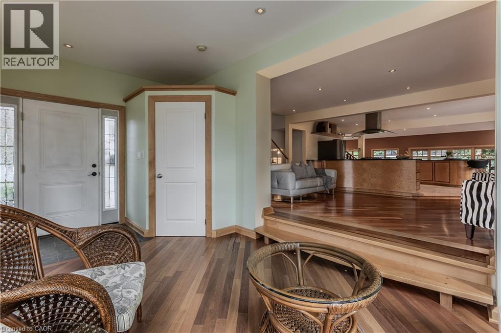 707 Ross Street, Burlington, ON