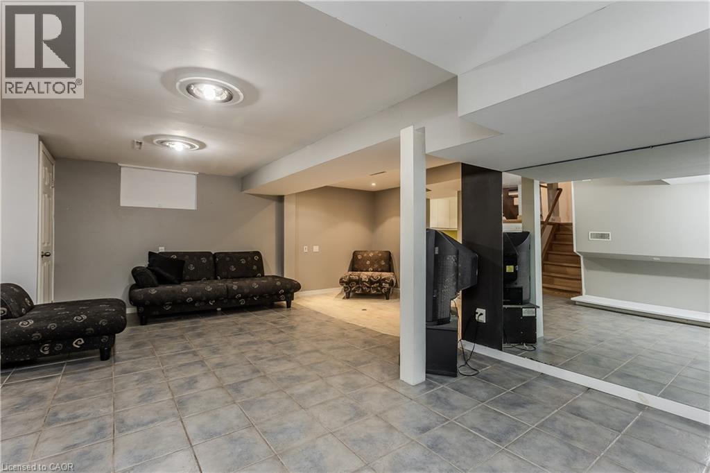 707 Ross Street, Burlington, ON