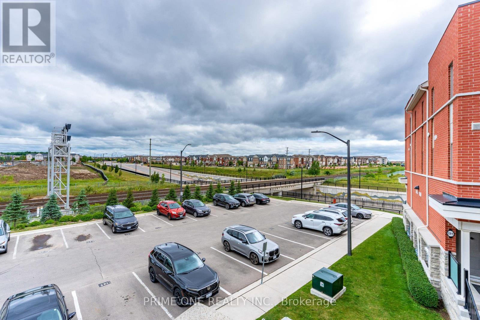 16 - 240 Lagerfeld Drive, Brampton, ON