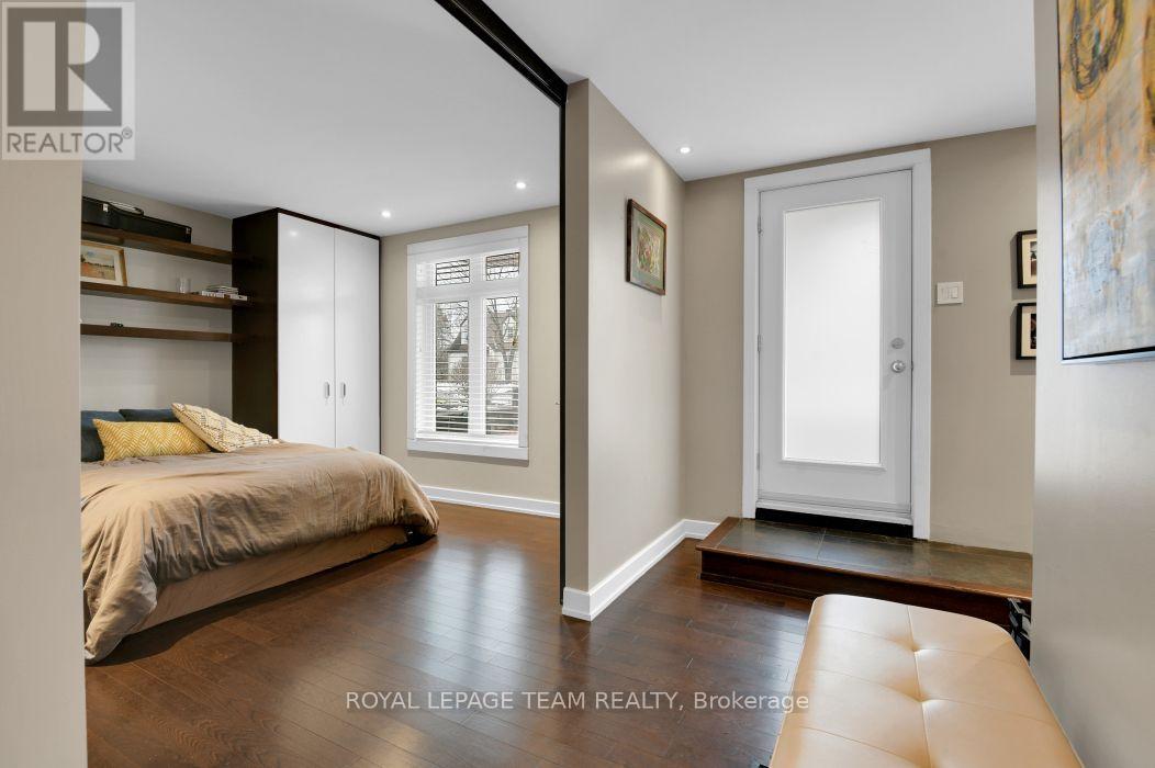 101C - 997 North River Road, Ottawa, ON