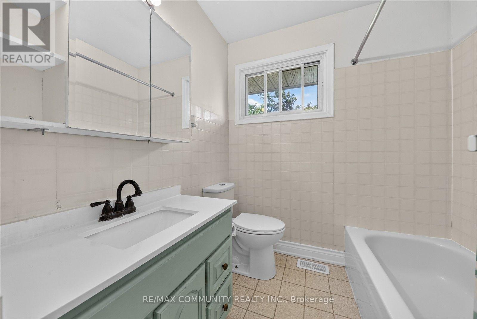 719 Old Highway 2 N/A Road, Quinte West, ON