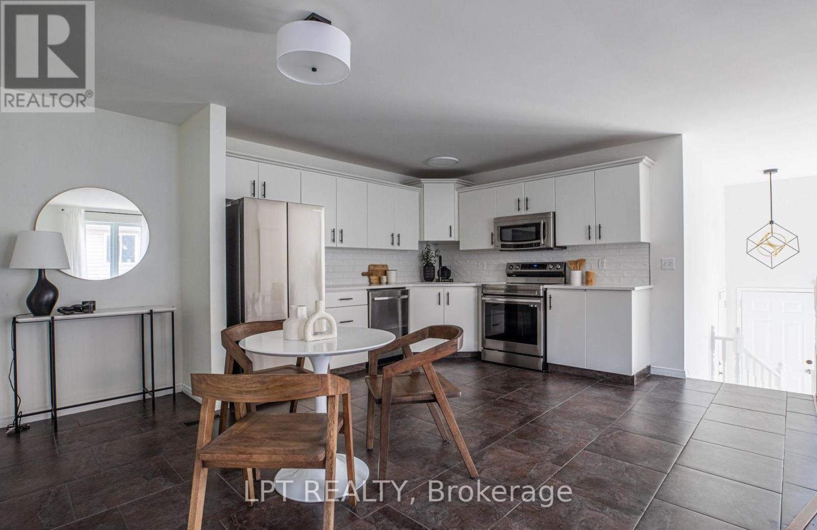 11866 Brouillette Court, Tecumseh, ON