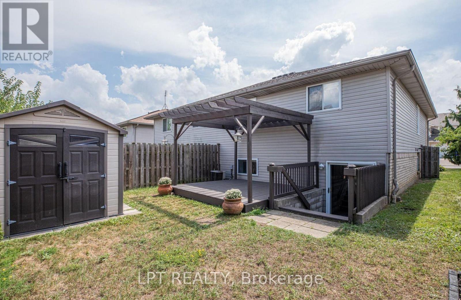 11866 Brouillette Court, Tecumseh, ON
