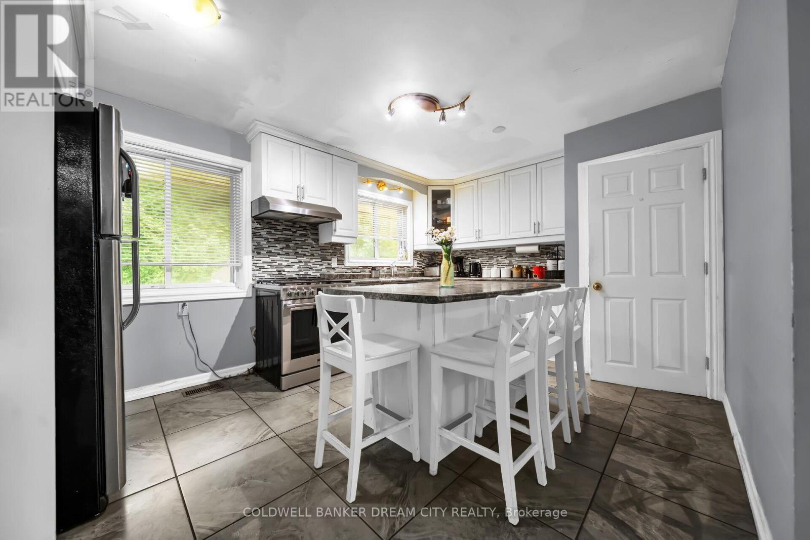 355 Sanatorium Road, Hamilton, ON