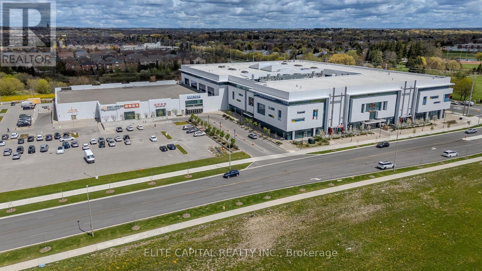 2E11 & 12 - 9390 Woodbine Avenue, Markham, ON