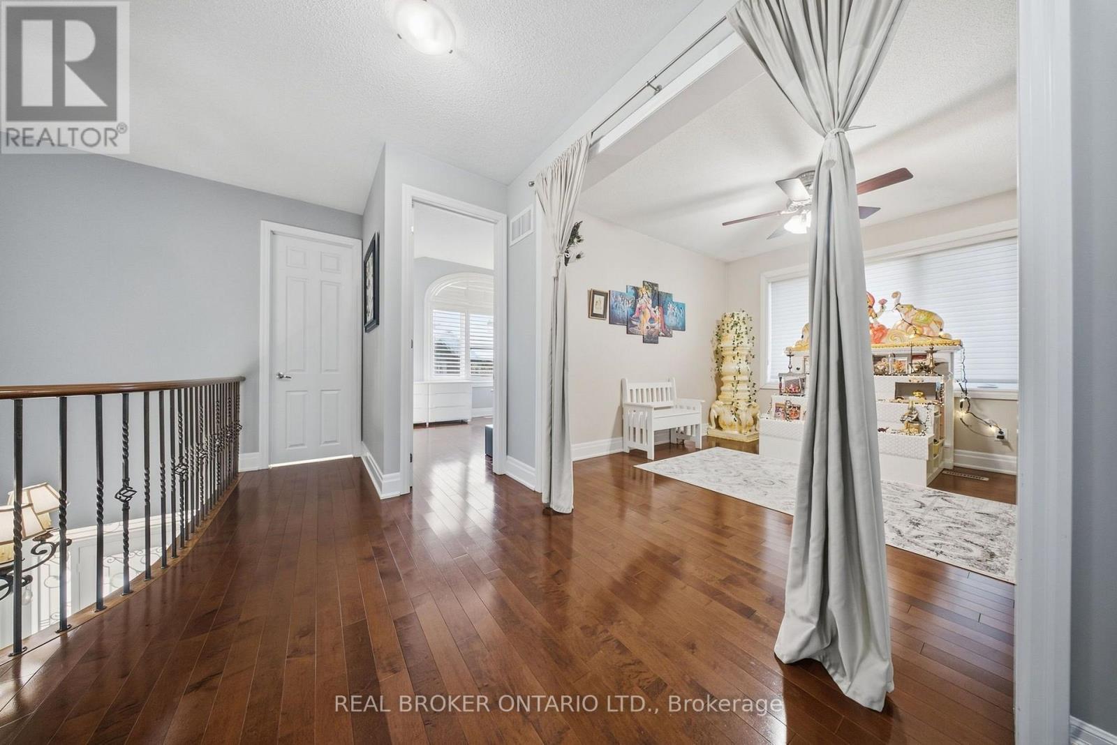 1078 Mcneil Drive, Milton, ON