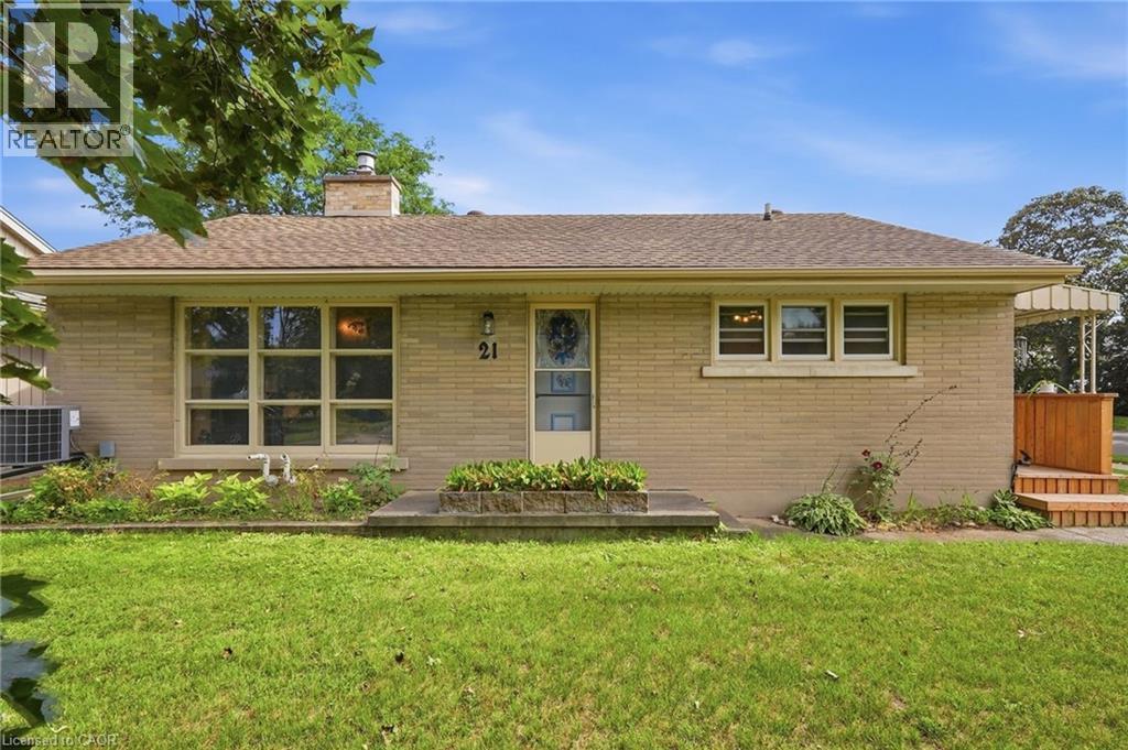 21 Oakwood Avenue, Kitchener, ON