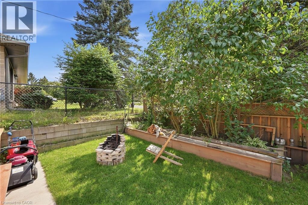 21 Oakwood Avenue, Kitchener, ON