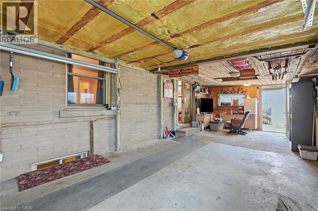 21 Oakwood Avenue, Kitchener, ON