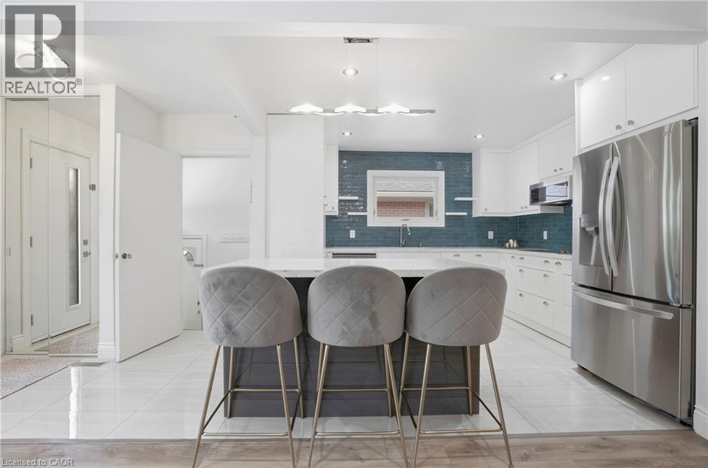 215 West 33Rd Street, Hamilton, ON