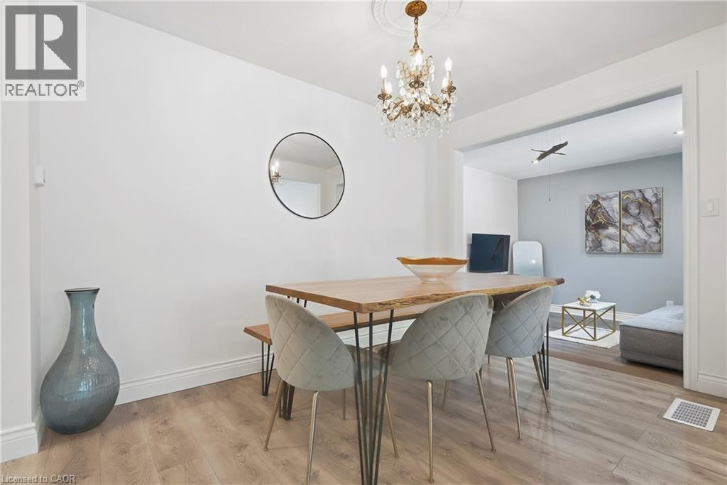 215 West 33Rd Street, Hamilton, ON