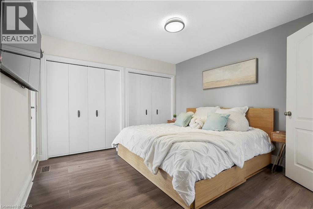 215 West 33Rd Street, Hamilton, ON