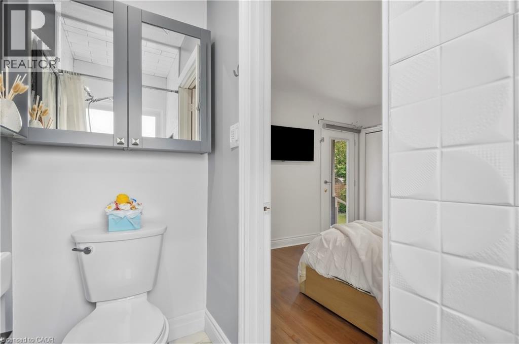 215 West 33Rd Street, Hamilton, ON