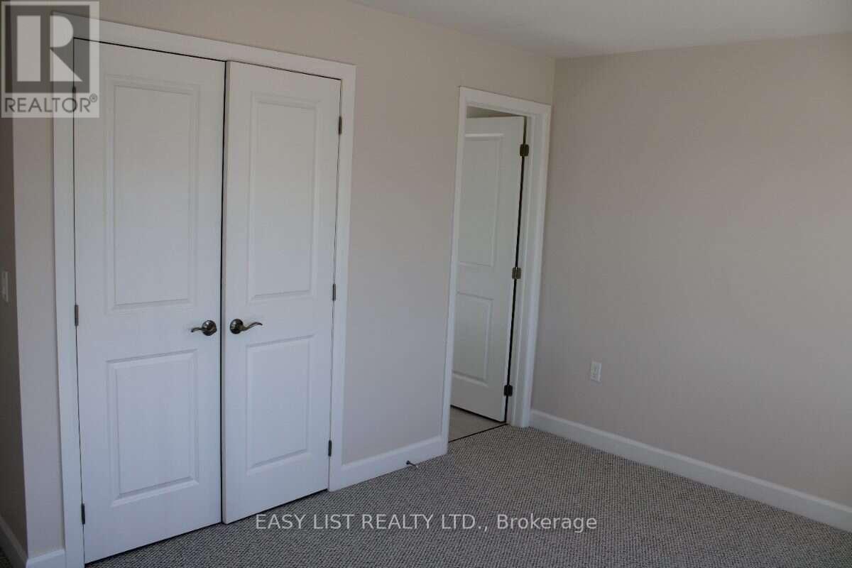 298 Mullighan Gardens, Peterborough, ON