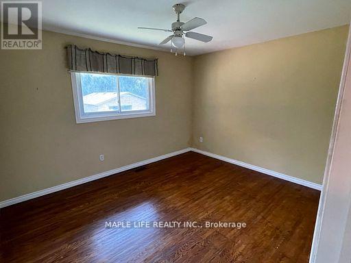 886 Srigley Street, Newmarket, ON