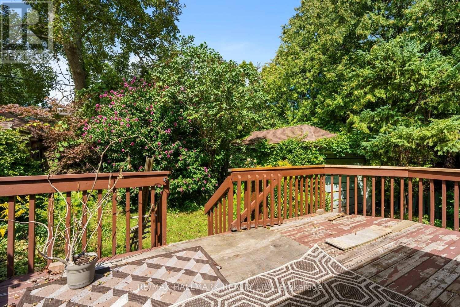 48 Chatsworth Drive, Toronto, ON