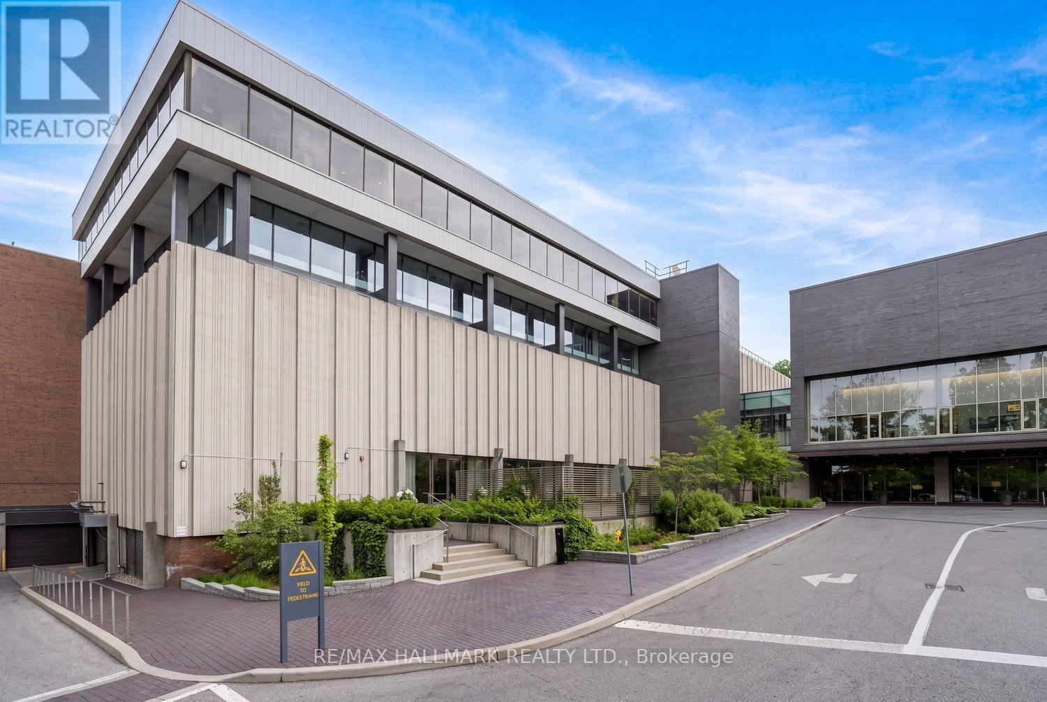 48 Chatsworth Drive, Toronto, ON