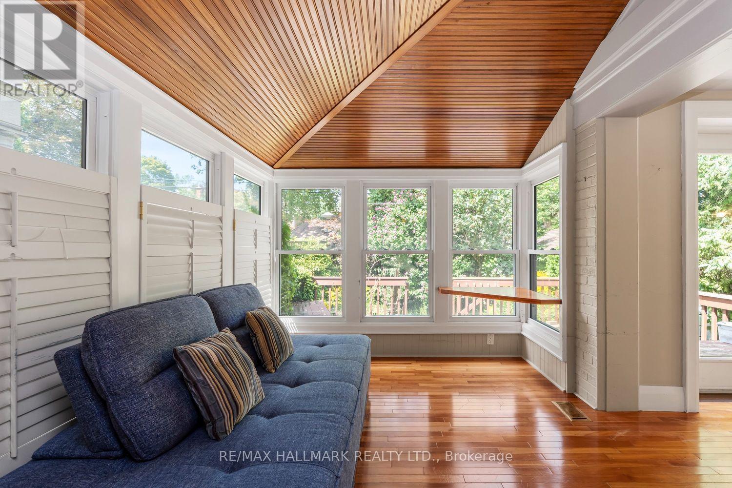 48 Chatsworth Drive, Toronto, ON