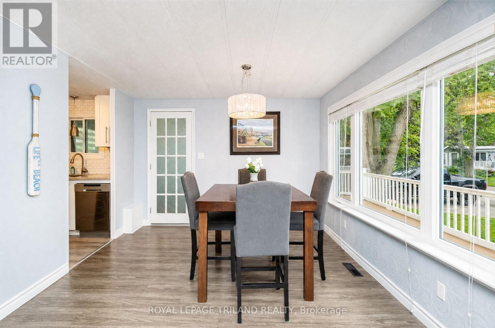 131 Sunningdale Place, South Huron (Stephen), ON