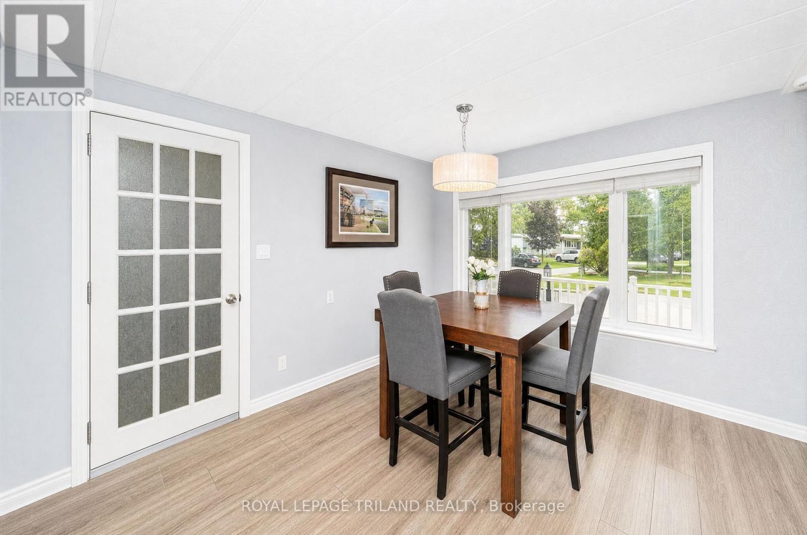 131 Sunningdale Place, South Huron (Stephen), ON