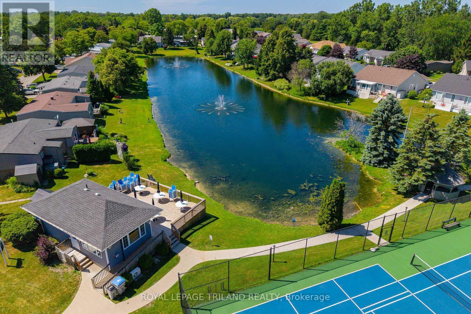 131 Sunningdale Place, South Huron (Stephen), ON