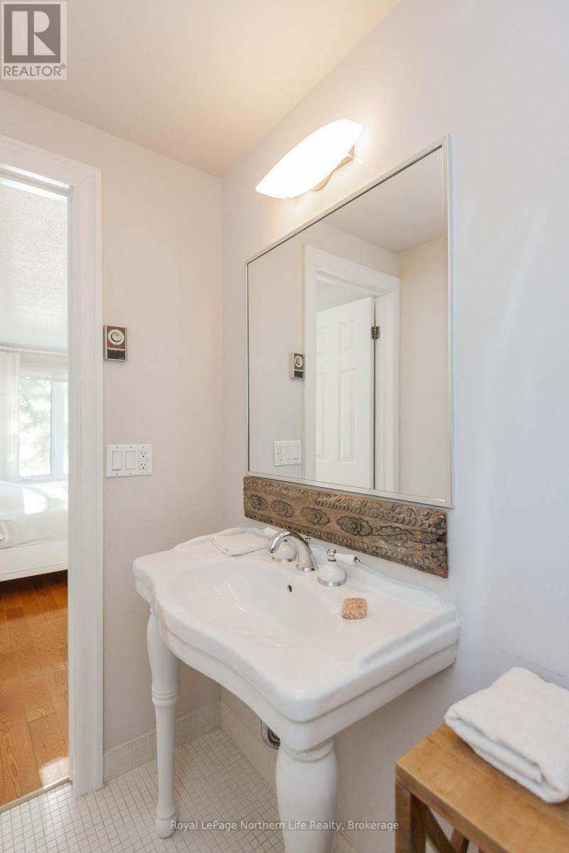 13 Shore Acres Boulevard, North Bay (Ferris), ON