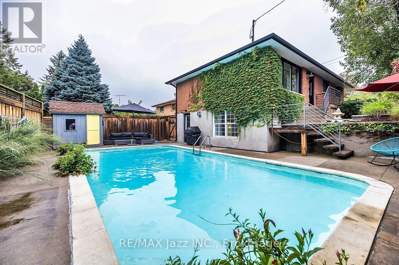 1085 Willowdale Avenue, Oshawa (Donevan), ON