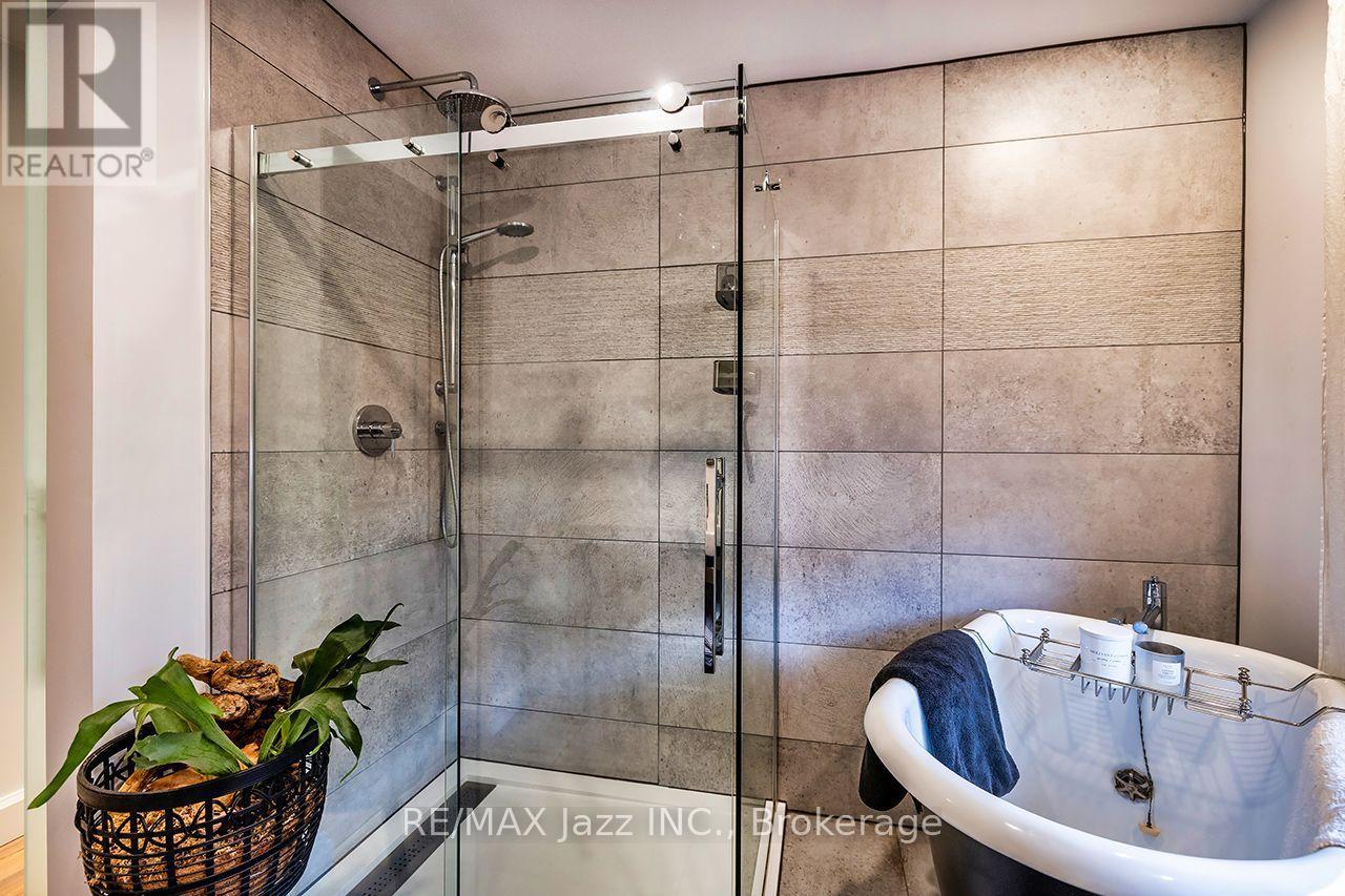1085 Willowdale Avenue, Oshawa (Donevan), ON