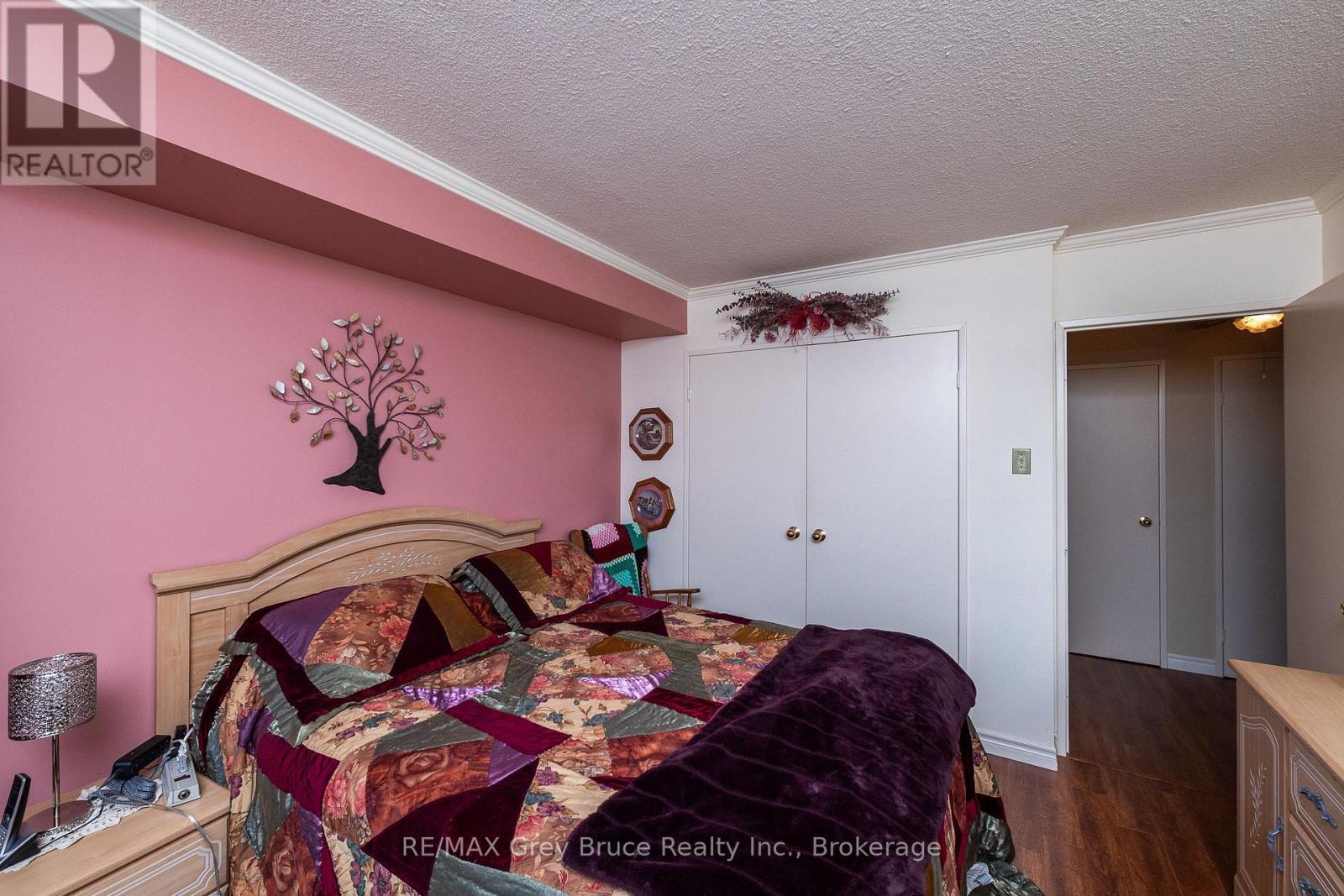 401 - 860 9 Street E, Owen Sound, ON