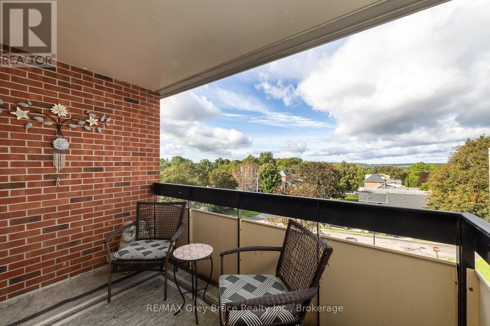 401 - 860 9 Street E, Owen Sound, ON