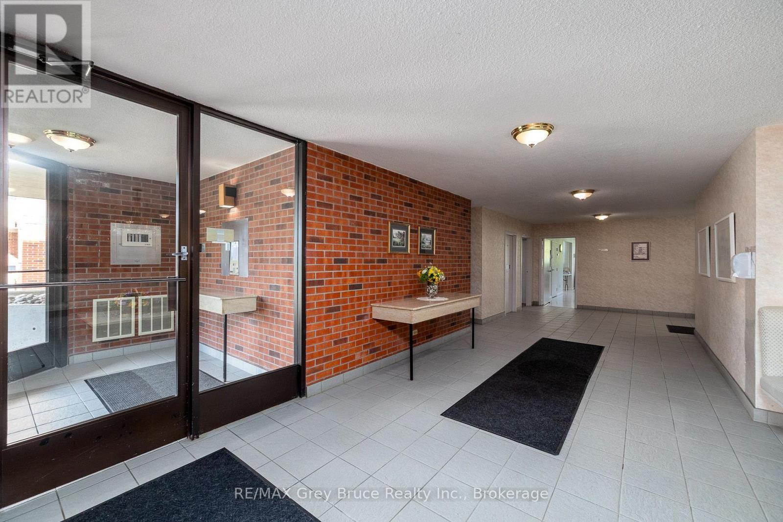 401 - 860 9 Street E, Owen Sound, ON