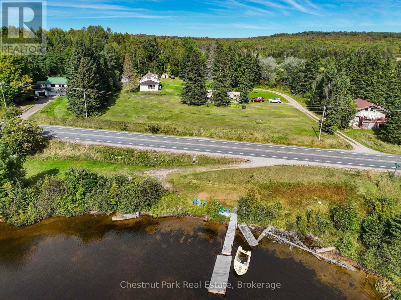 2442 520 Highway, Burk'S Falls, ON