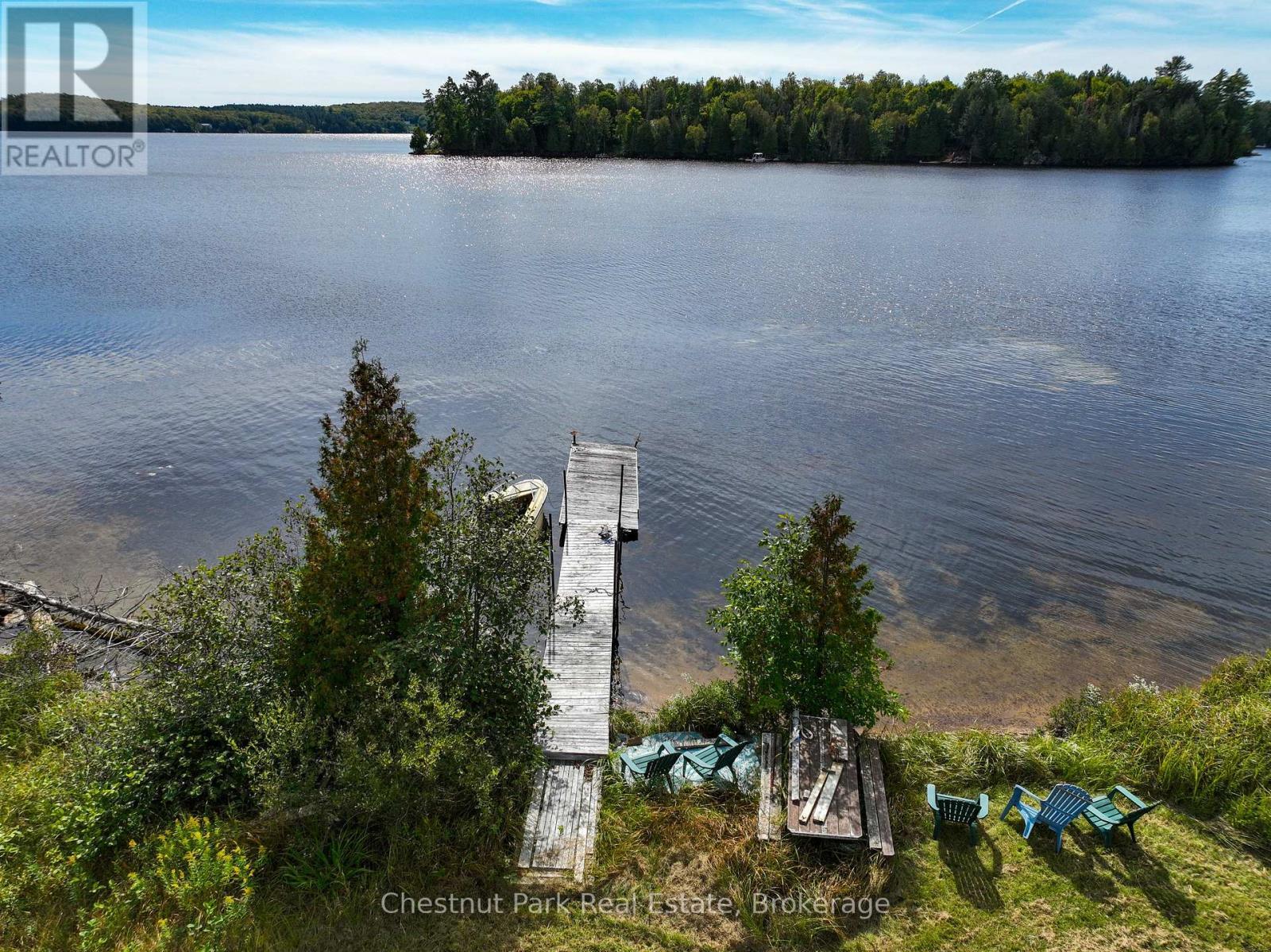 2442 520 Highway, Burk'S Falls, ON