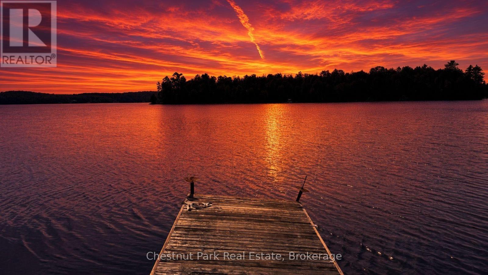 2442 520 Highway, Burk'S Falls, ON