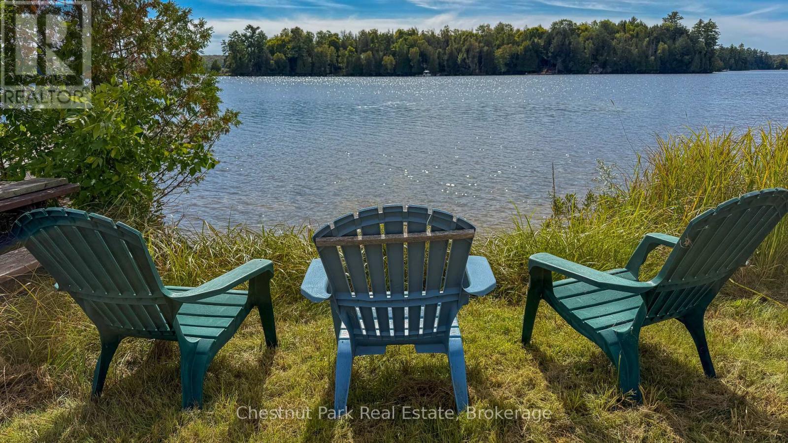 2442 520 Highway, Burk'S Falls, ON