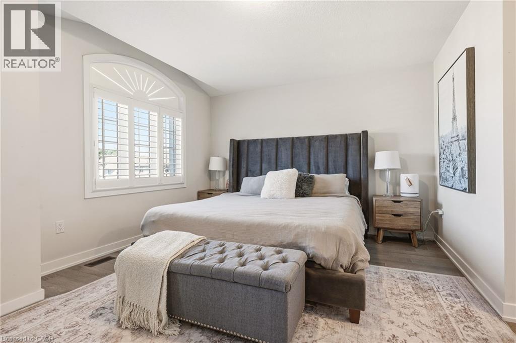 58 Starling Drive, Hamilton, ON