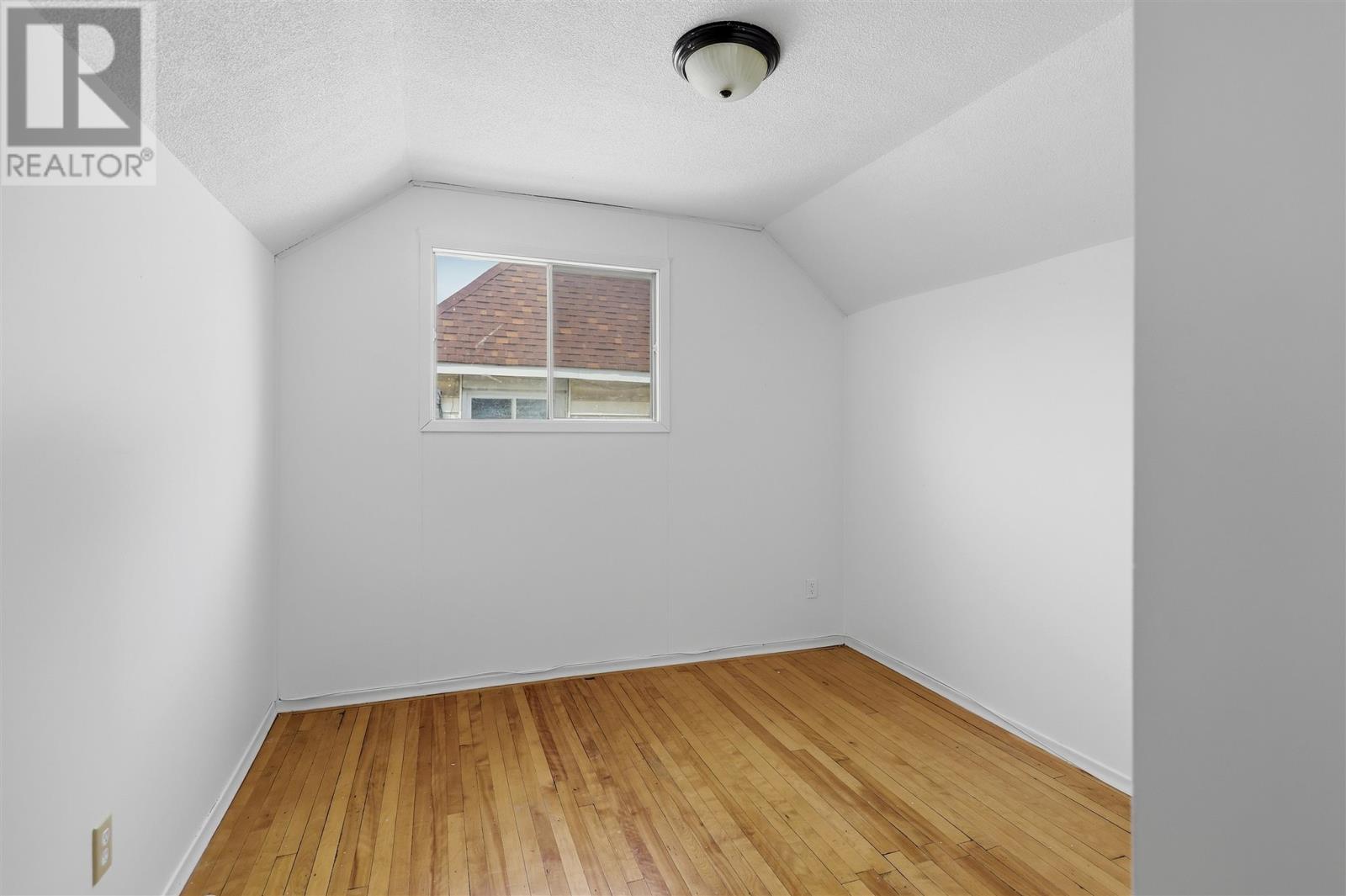 209 Wellington St W, Sault Ste. Marie, ON